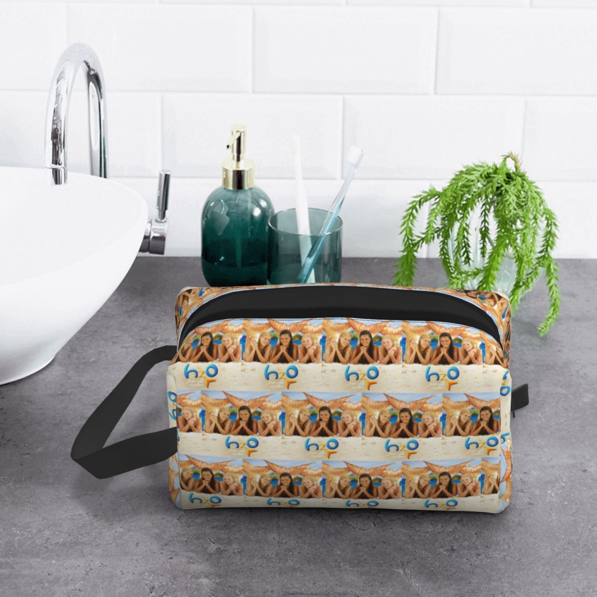 H2O Just Add Water Makeup Bag  - Just Beauty Makeup 评论和价格